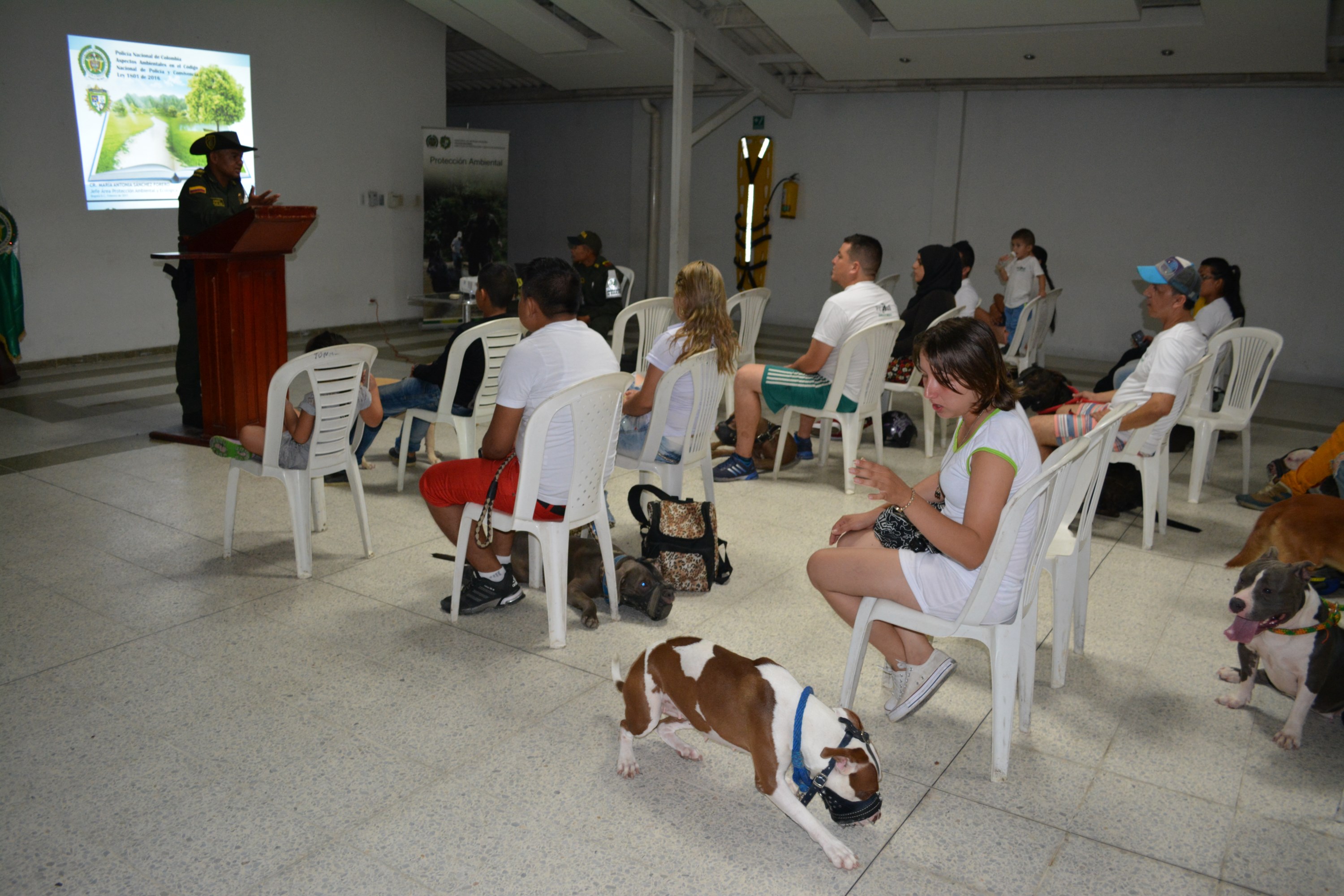 Policia Ambiental capacita sobre el tema, de acuerdo a lo descrito en la ley 1801 del 2016 