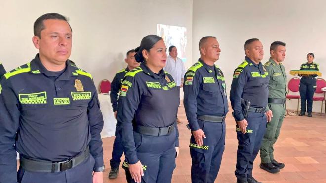 Personal policial condecorado por su buen servicio a la comunidad