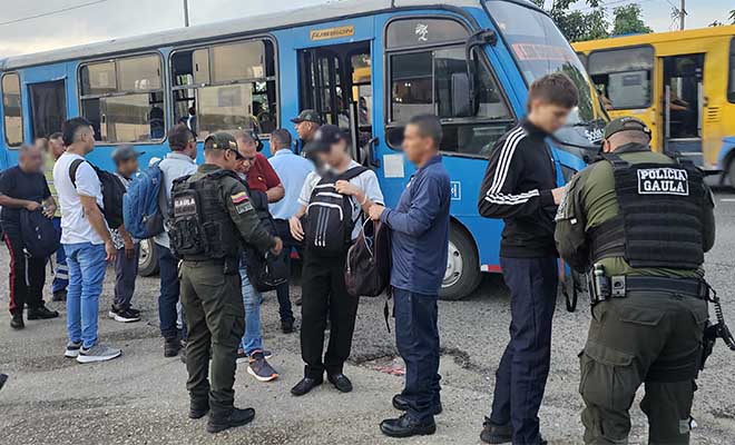 20 policías encubiertos que se movilizarán en buses aleatoriamente.