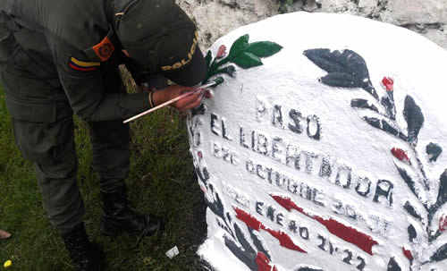 policia-comunidad-recuperan-parque-cauca-simon-bolivar-pasos-libertador-tororo
