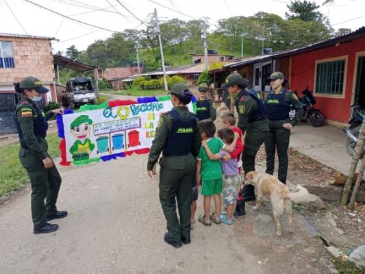 ¡Si amas la tierra recicla y conserva!
