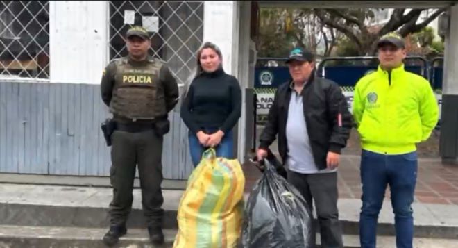 recuperación dos bultos de ropa