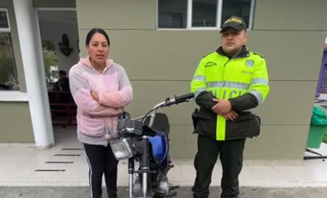 Policía Nacional recupera una  motocicleta hurtada, gracias a la  oportuna información de la  ciudadanía