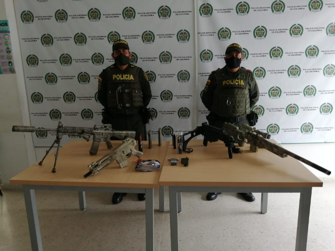 La Policía metropolitana de Manizales en coordinación con el CTI lograron la recuperación de réplicas de fusiles deportivos.