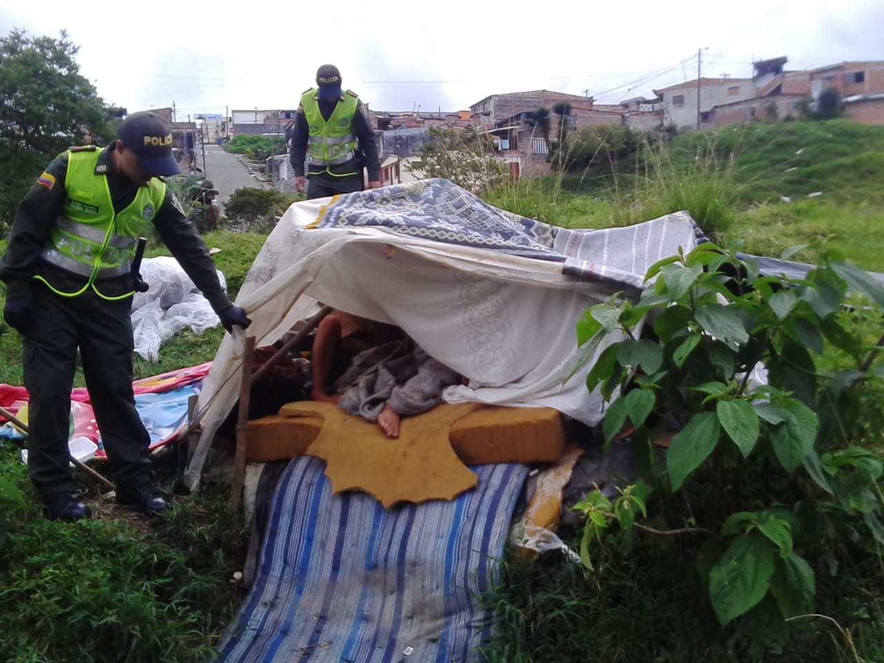 El lote era utilizado como sitio de venta de estupefacientes 