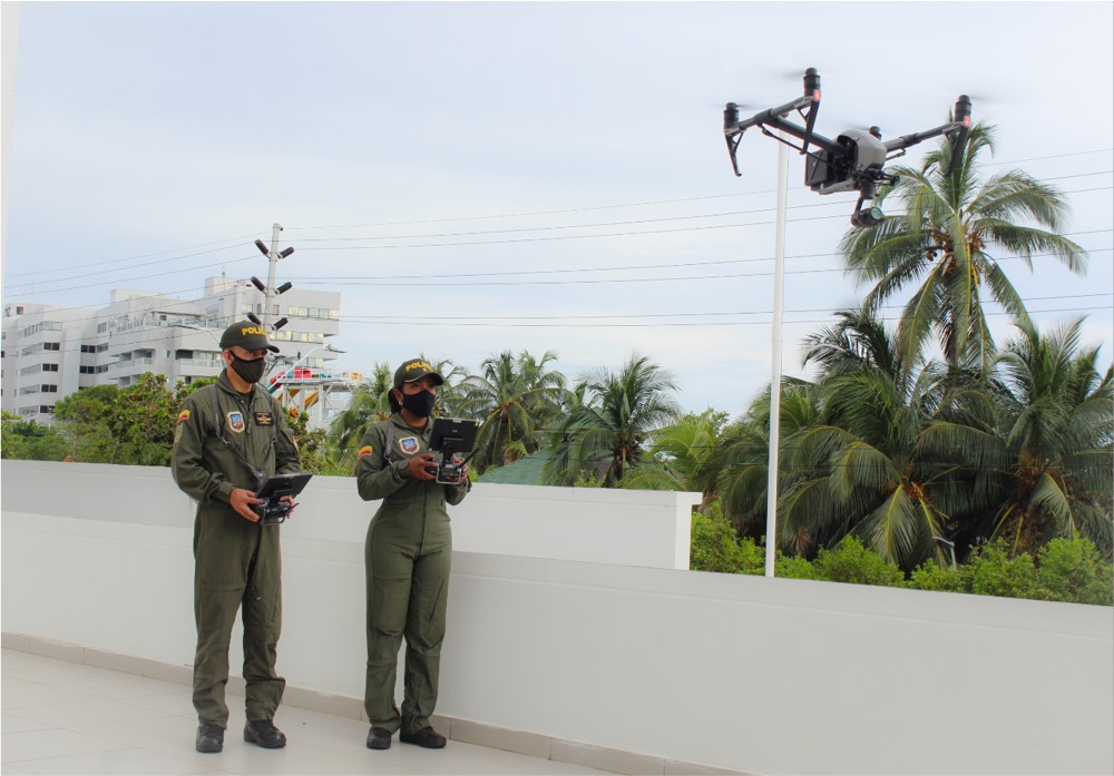 Implementamos patrullajes aéreos con drones para ejercer mayor control en los muelles del Archipiélago.