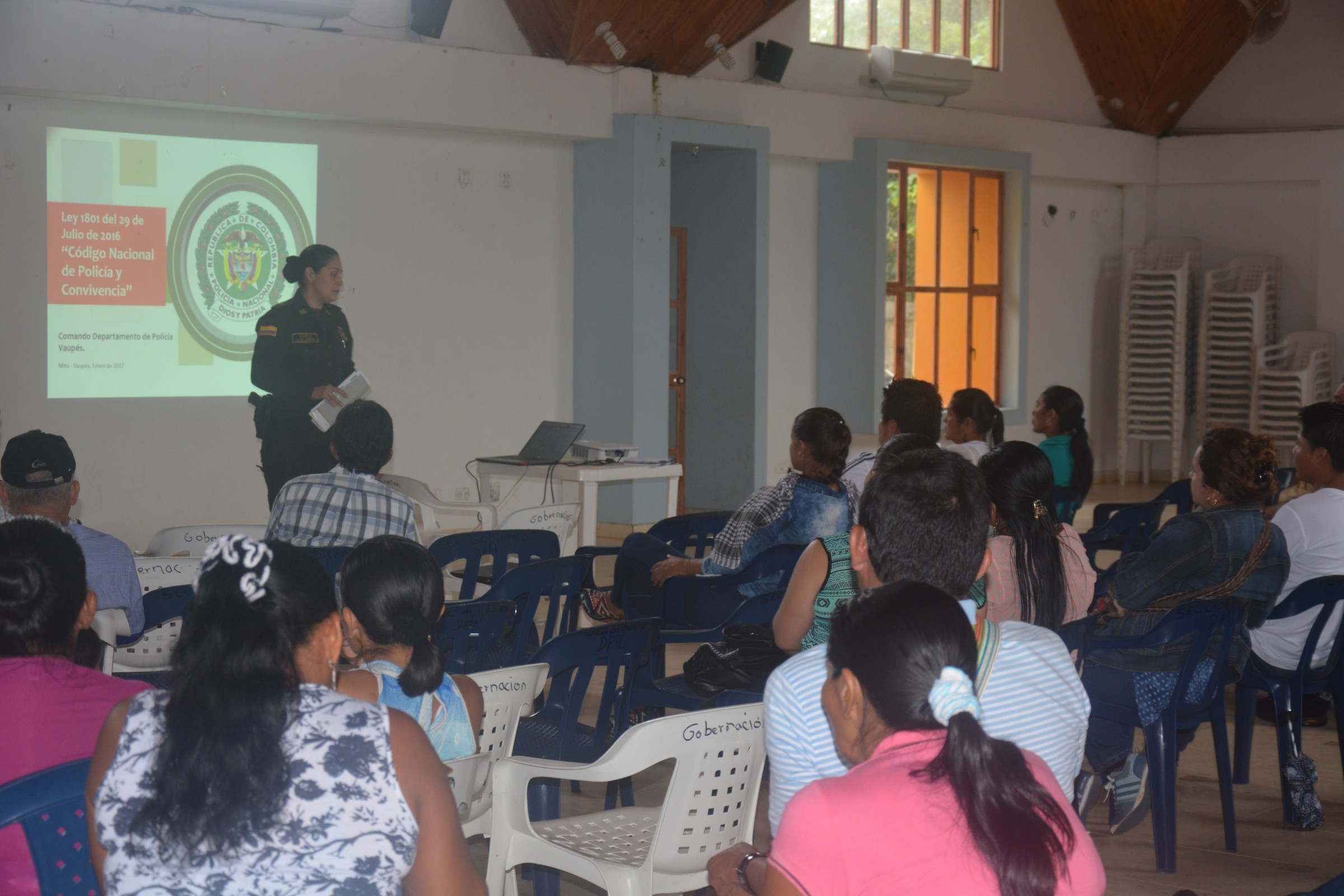 socializacion CNP MITU-¡También en el Vaupés te invitamos a conocer el Código Nacional de Policía y Convivencia!
