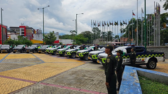 Trece camionetas para Policía Meta