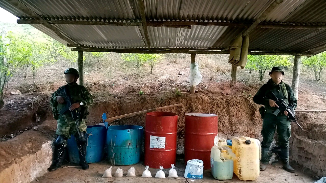 tres-laboratorios-destruidos-en-doncello