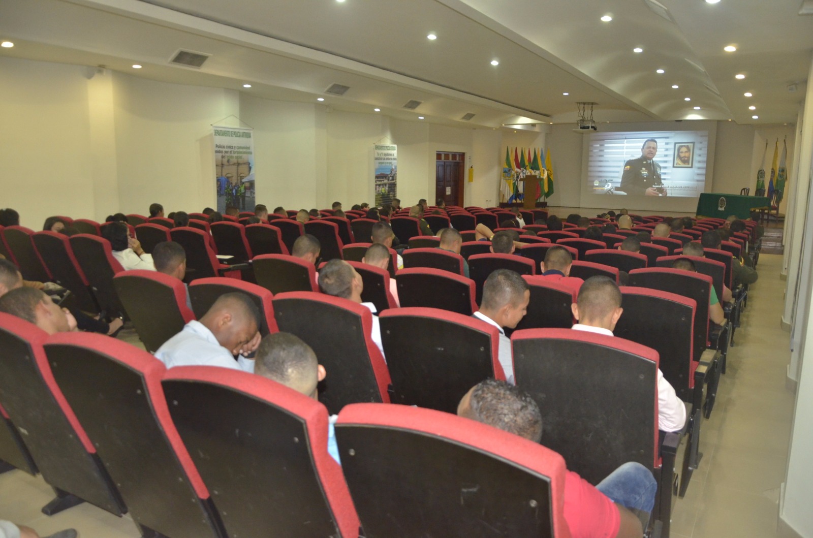 Audiencia-Pública-de-Rendición-de-cuentas-del-año-2016-2