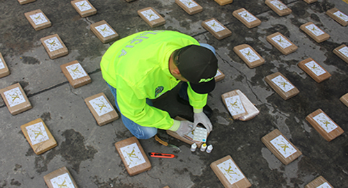 incautacion-droga-policia-antinarcoticos