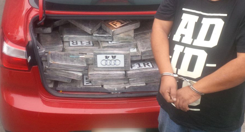 231015-incautacion-coca-internacional-peru-captura-dijin