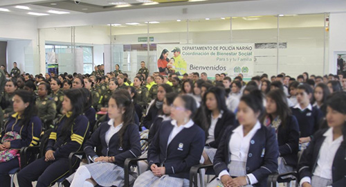 150415-estrategia-genero-mujer-familia-17-narino